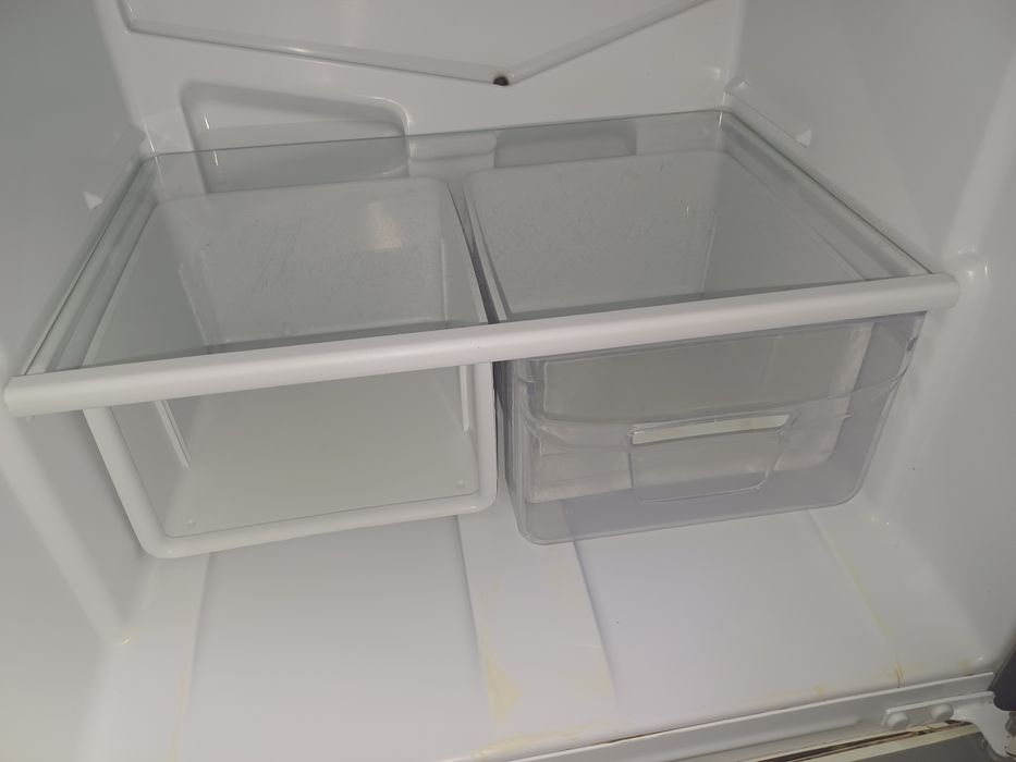 Холодильник Indezit