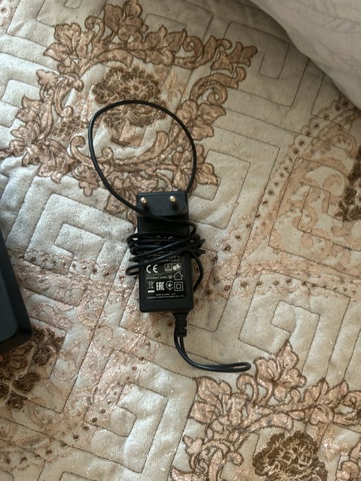 Монтор LG 20M38A-B