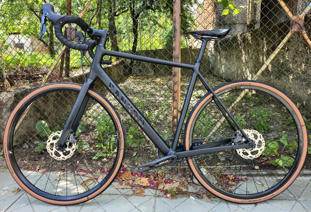 Canyon Endurance AL L размер 1х10 GRX Проходни оси Перфектно състояние Хидравлични дискови Shimano