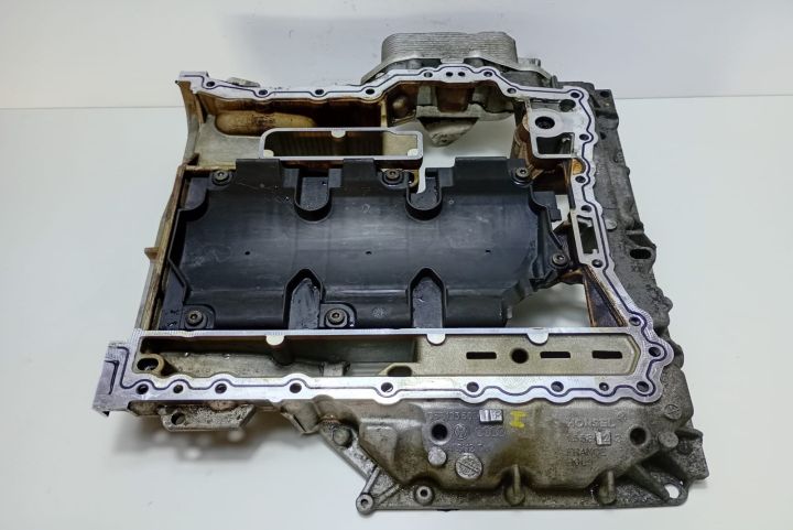 Baie ulei 3.2 fsi 06E103603P Audi A4 B8/8K seria