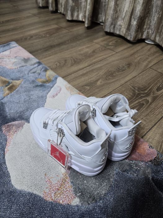 Air Jordan 4 Mărimea 36