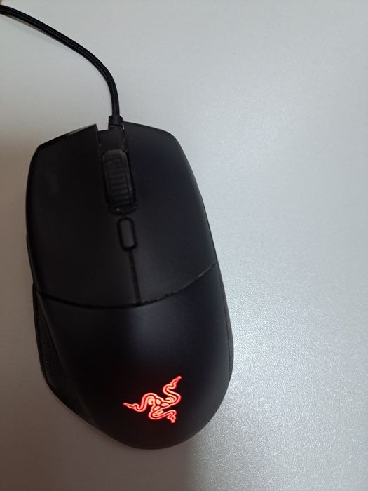 Мишка за компютър Razer Basilisk
