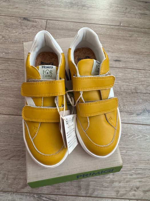 Детски кожени обувки