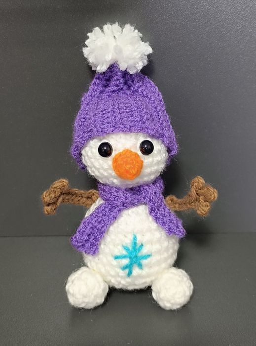 Вязаные игрушки Алмалык