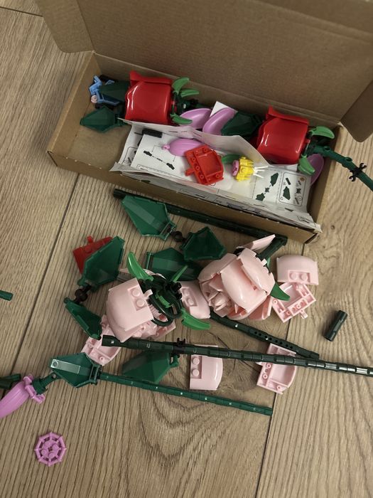 Продам лего цветы