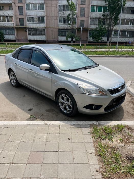 Продам автомобиль Ford focus 2