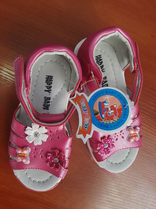 Сандалии (обувь) новые