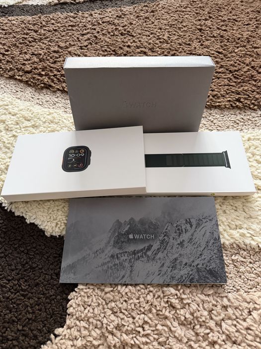 Apple Watch Ultra 2, Dark Green Alpine Loop