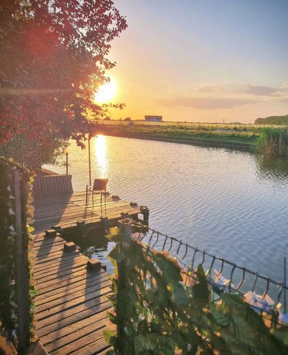 Vila petreceri pe lac Snagov cu piscina si barca