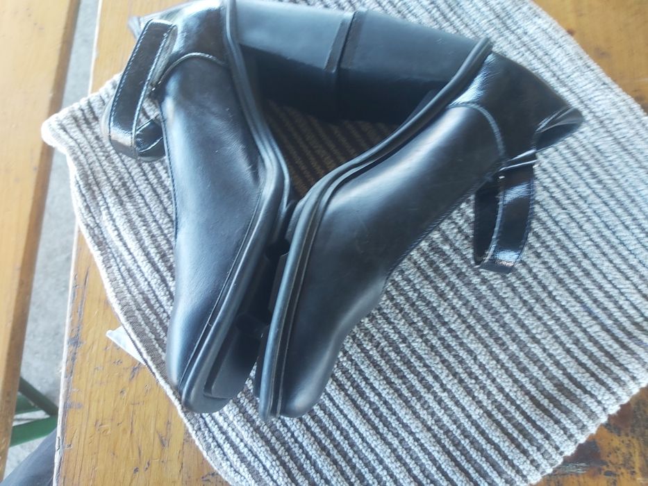 Pantofi comozi si eleganti