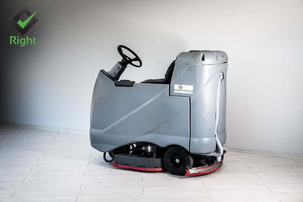 Машина за почистване на под Nilfisk BR 700 S / ЛИЗИНГ