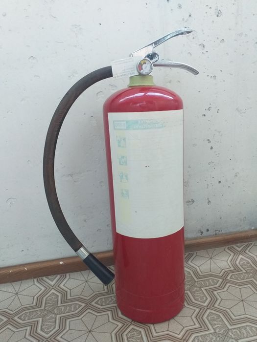 Продам огнетушитель ОПУ-5