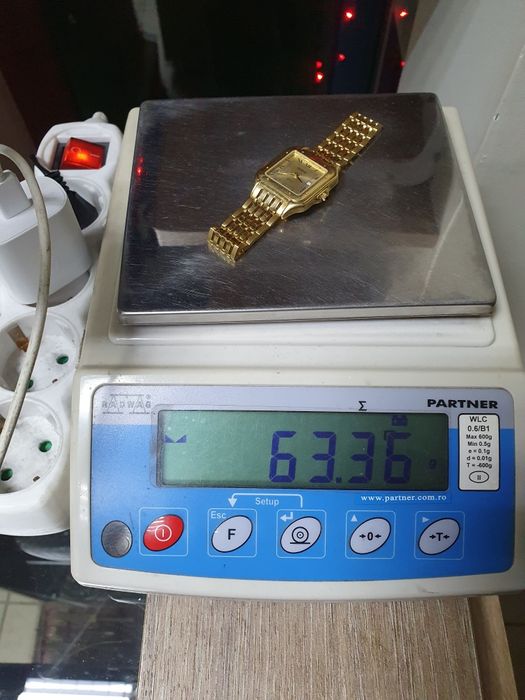 Ceas din aur de 18K – Geneve Quartz
Gramaj: 63,36 g