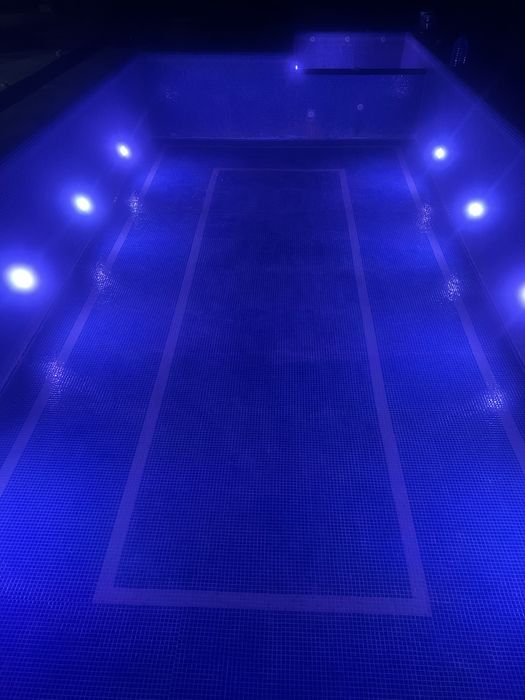 Мойка бассейнов и реставрация замена песка