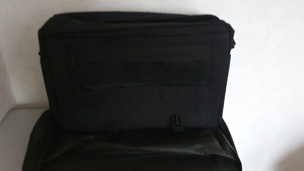 Чанта за претосим компютър