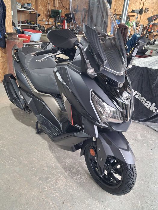 Scuter SYM Cruisym EURO4 impecabil