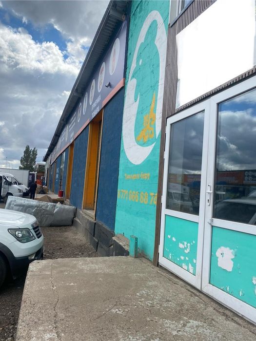 Продаётся склад на базаре Чарын