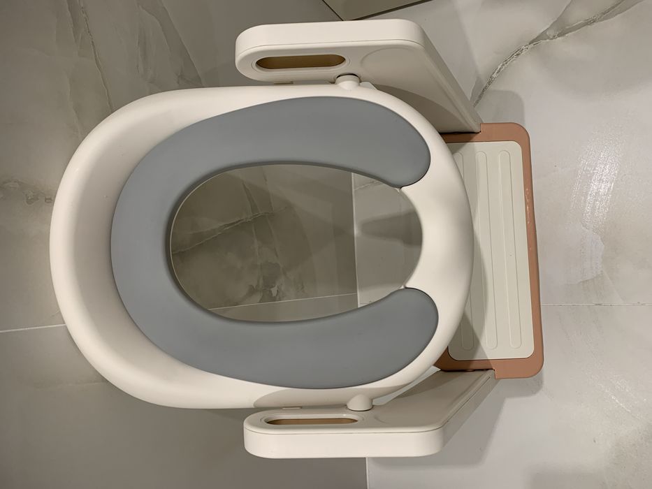 Reductor WC copii cu scarita pliabila si sezut moale Babysnugg