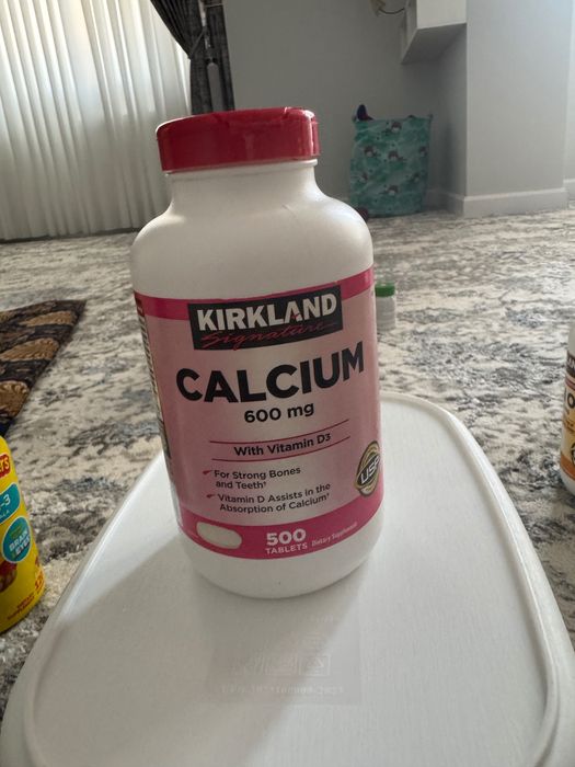 Kalsiy + D 3 продается сотилади