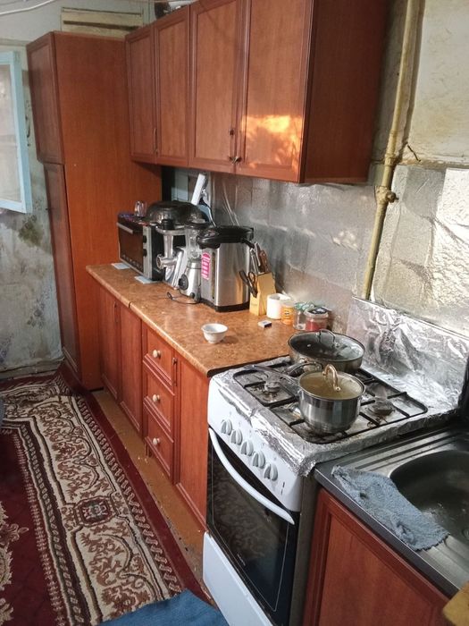 Uy sotiladi barcha jihozlar bilan