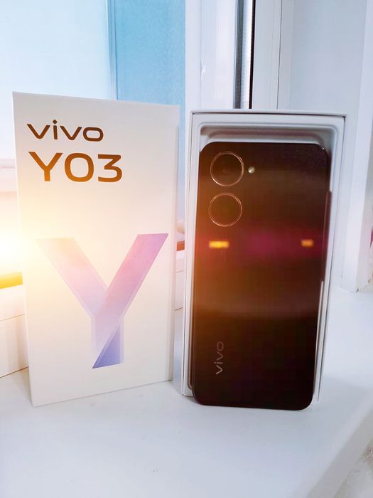 Продам смартфон Vivo Y03