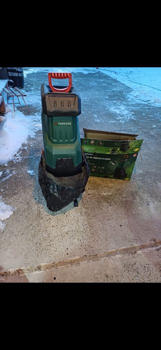 Tocator crengi resturi vegetale parkside 2400W