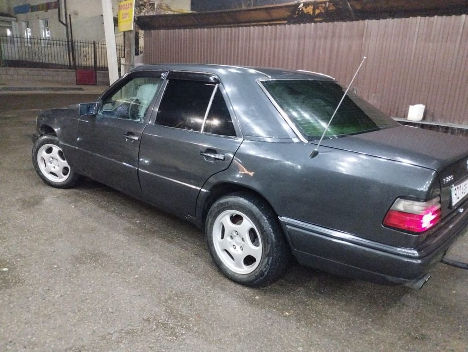 Мерс 124, 2,2 газ-бензин