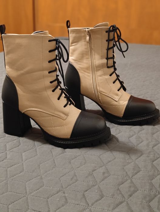 Кожени дамски боти