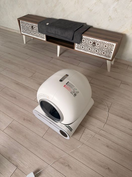 Litiera automata pentru pisici