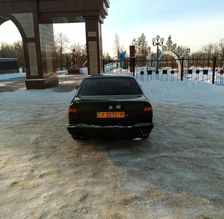 Срочно срочно продам BMW М5 Е34