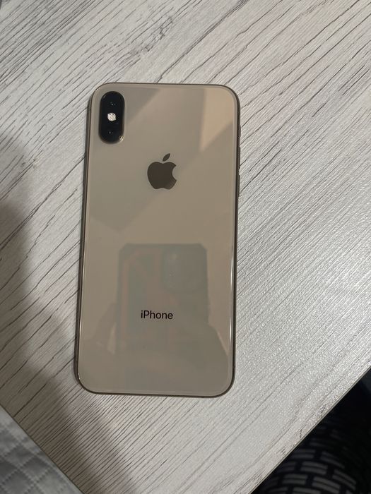 iPhone XS 64 гб б/у в отличном состоянии