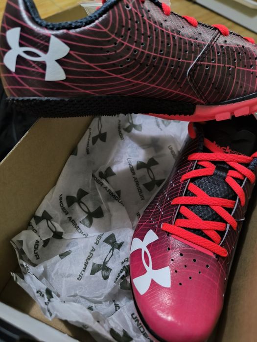 Шпайкове за лека атлетика under armour