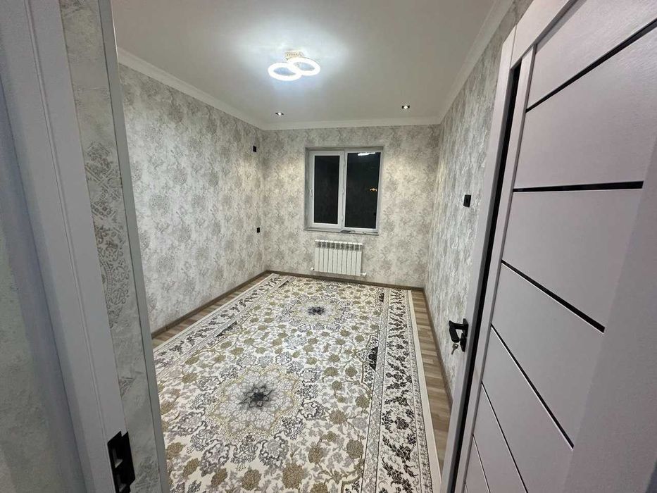 2 xonali kvartira sotiladi