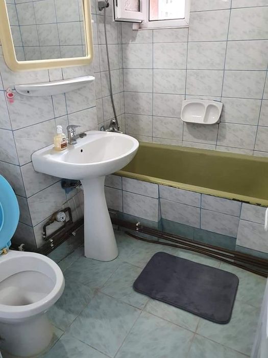 Închiriez apartament 3 camere ULTRACENTRAL cu vedere bilateral,loc parcare