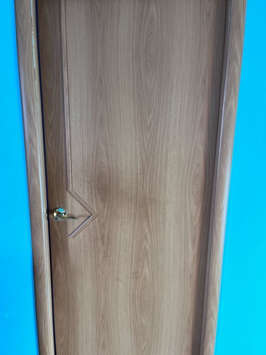 Продам двери