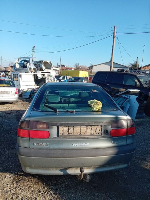 Renault Laguna 1.8 бензин 97 година