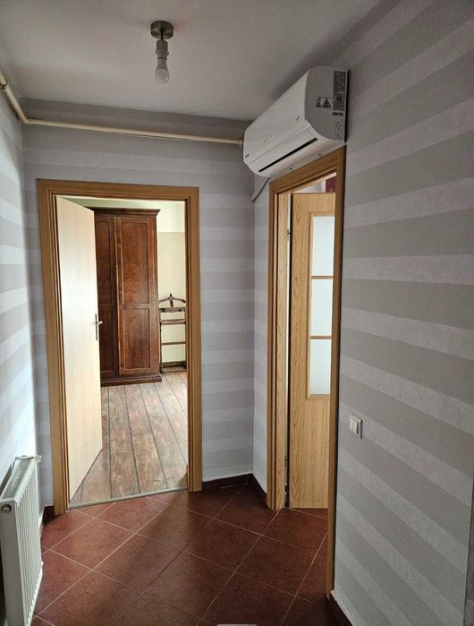 Inchiriez apartament 2 camere, central, Bacau