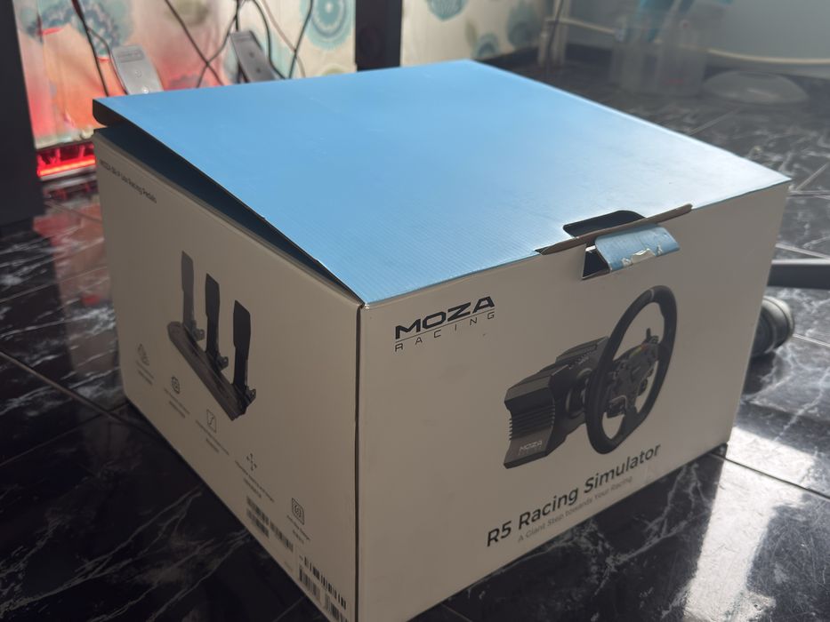 Moza r5 Racing bundle