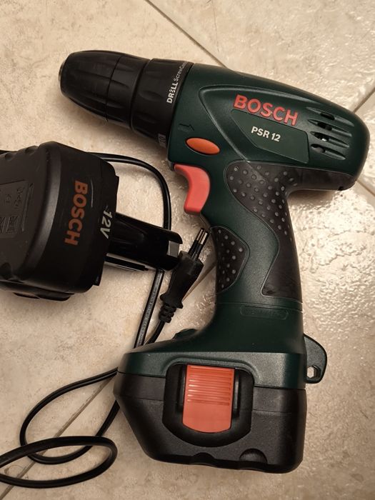Винтоверт Bosch psr 12