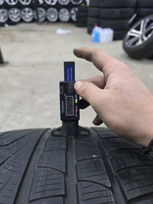 2 Броя 295/30/20 Pirelli 5mm