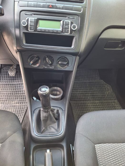 Volkswagen polo 2010 benzina