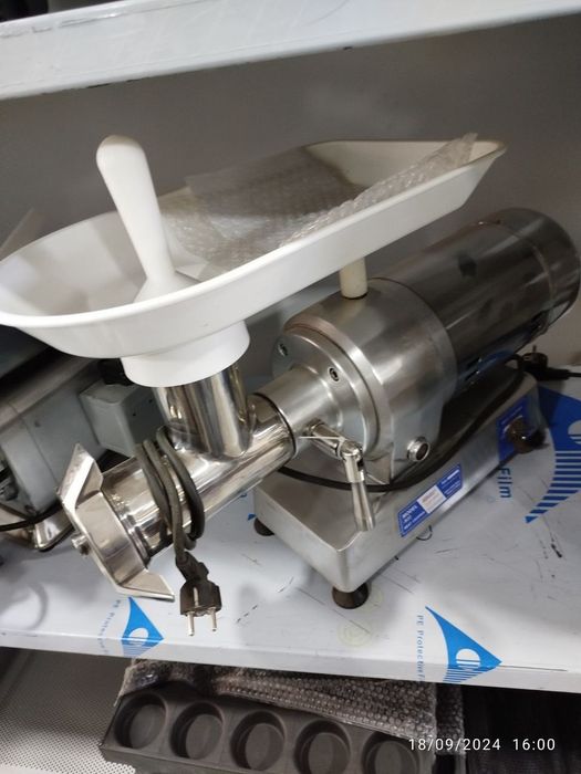 Myasrobka  misrofka go'sht qiymalagich  Professional Arginali Ajoyib