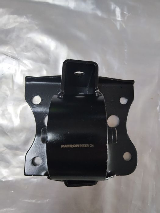 Подушки двигателя на ниссан