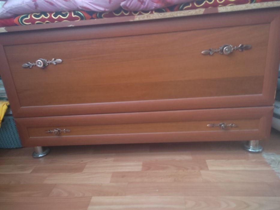 Сундук мебельный