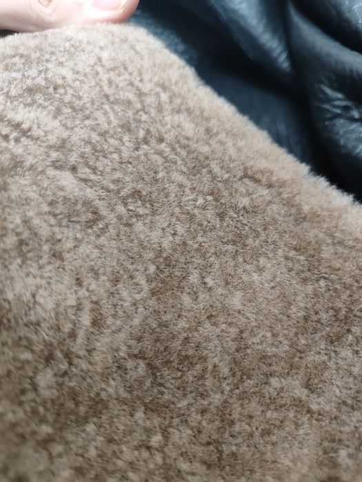 Продам женскую дубленку