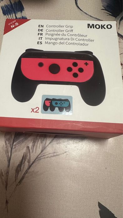 Grip manete nintendo switch noi sigilate