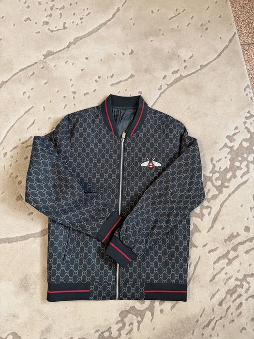 jacketa gucci de vanzare