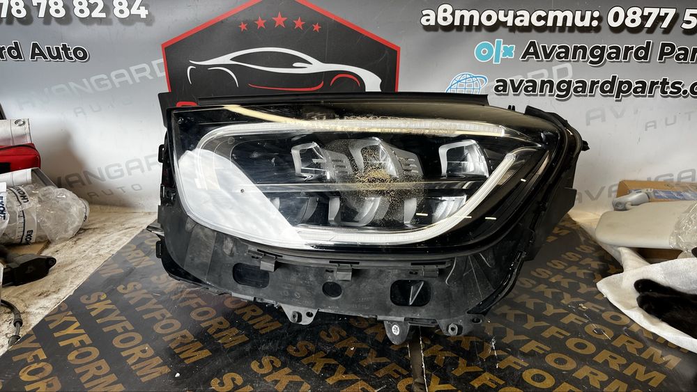 Ляв и десен Фар Mercedes GLC 2021г W253