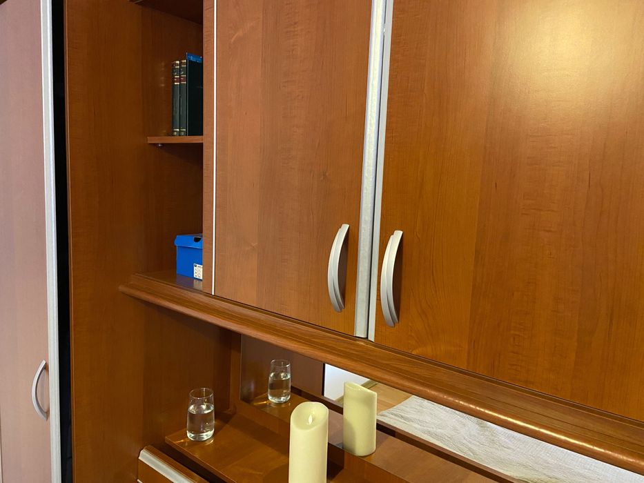 Vand mobila dormitor