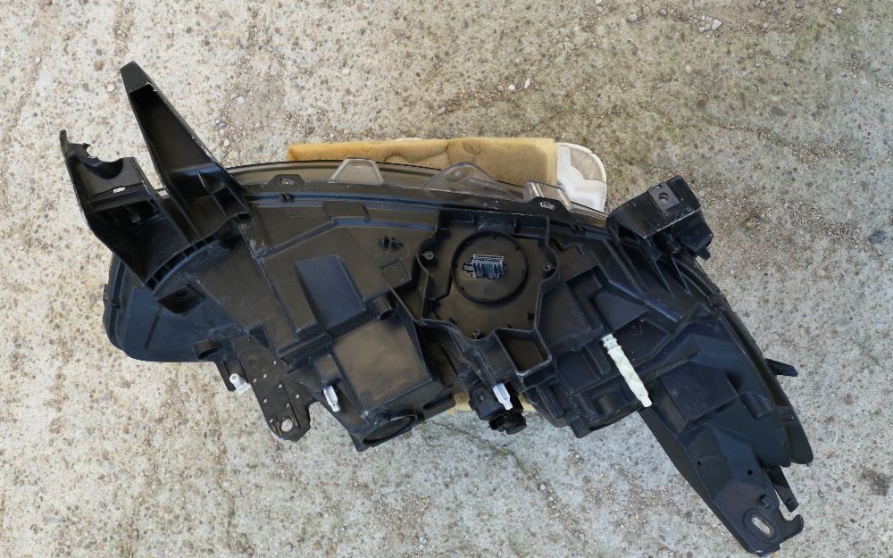 Оригинални фарове Рено Еспейс Renault Espace 5 Full Led